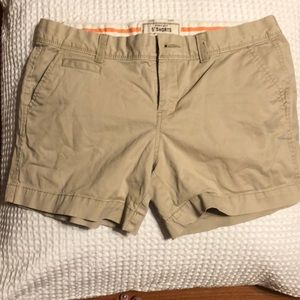 Old Navy 5” khaki shorts